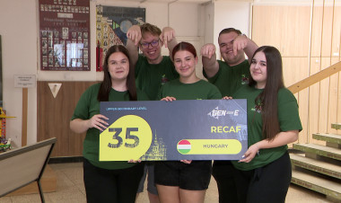 Sikeres nyíregyházi diákvállalkozók – Rigában képviselte hazánkat a RECAF csapata