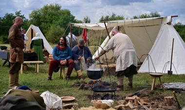 Tűz fölött, föld alatt – Régészeti-gasztronómiai fesztivál a Sóstói Múzeumfaluban