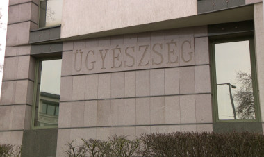 Interneten ismerkedni körültekintően kell – Fiatal lányokat tévesztett meg és zsarolt egy fiatalkorú