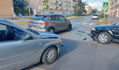 Hármas karambol történt szerdán az Árpád utcánál