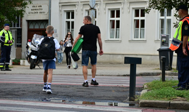 Iskolakezdés – Polgárőrök is segítik a közlekedőket