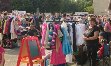 Segítsünk együtt: gyermekruha- és játékgyűjtés Nyíregyházán