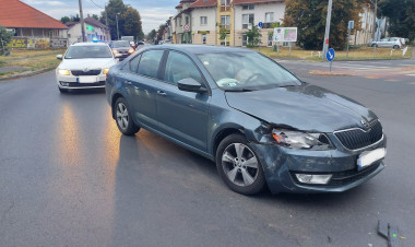Két személygépkocsi ütközött össze tegnap este Nyíregyházán