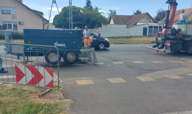 Szennyvízvezetéket korszerűsítenek a Tiszavasvári úton