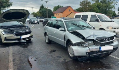 Két autó ütközött pénteken a Debreceni úton