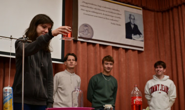 Szalay Sándor Emléknap – Tudományos programokkal telt a nap a Kossuth gimiben