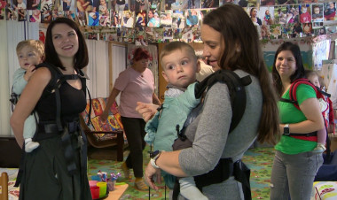 Babahordozó hét – A hordozóeszközök biztonságos használatát tanulhatták az édesanyák