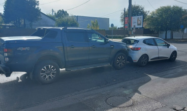 Ráfutásos baleset történt hétfőn az Orosi út bevezető szakaszán