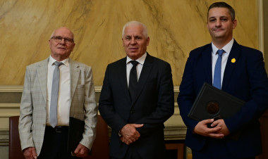 Közösségért végzett, értékteremtő munka – Bencs László Emlékérem és Emléklap