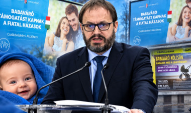 Mentőövet kapnak a babaváró hitelesek – akár egymillió forintot is elengedhetnek a tartozásból