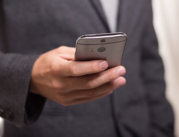 Március 18-áig lehet kérni sms-ben az szja-bevallási tervezet postázását 