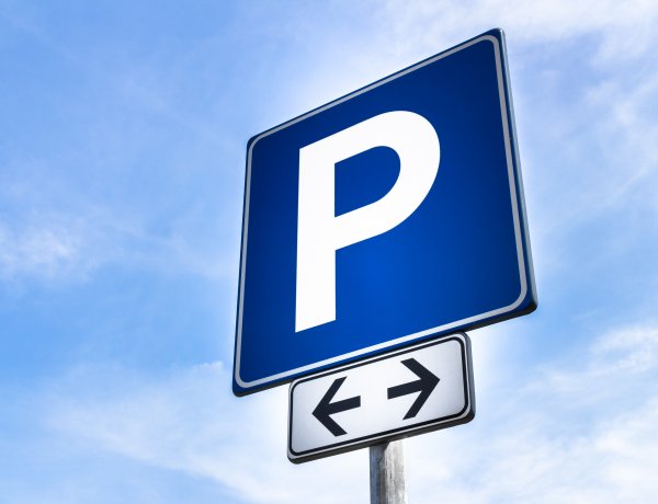 Helló Nyíregyháza! – Pénteken és május elsején ingyenes lesz a parkolás!