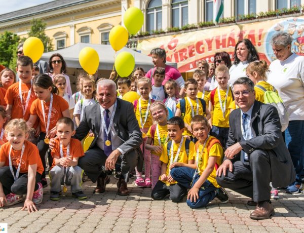 Ovisok vetélkedője a Helló Nyíregyházán! - 80 ovis és 400 szurkoló vett részt rajta