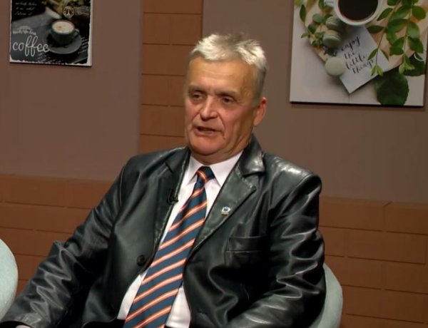 Bordás Béla városgondnok több mint negyven éve segíti a mentők munkáját