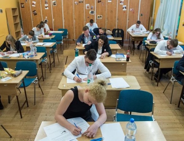 Ilyen feladatokat kaptak a ma érettségizők biológiából: témák és szabályok egy helyen