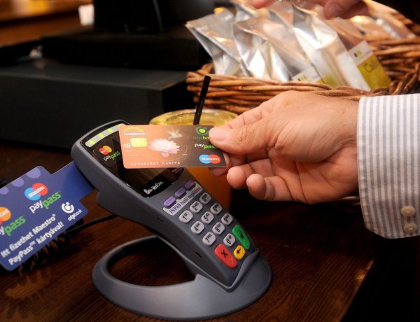 Július elsejétől indul az azonnali fizetés tesztüzeme – Kattintson a részletekért!
