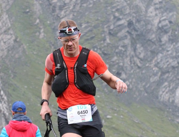 A tengerpartról az Everestre - Belus Tamás 145 km-t futott, hegyen