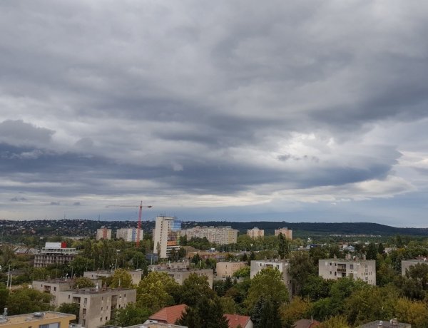 Széllökések miatt adott ki figyelmeztetést az Országos Meteorológiai Szolgálat 