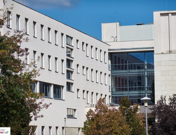 Folytatódik a Könyvtári teadélután programsorozat a Nyíregyházi Egyetemen  