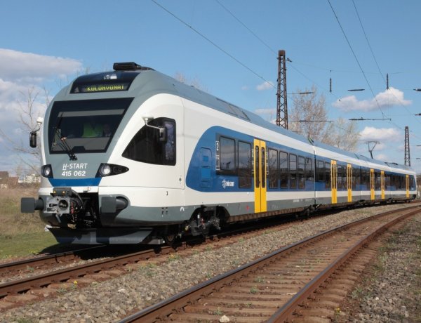 Változik a vonatok menetrendje a hosszú hétvége miatt – Itt vannak a részletek!