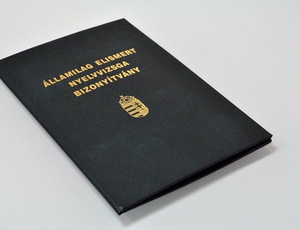 Nem kell nyelvvizsga a felsőoktatási jelentkezéshez-A kormány visszavonja korábbi döntését