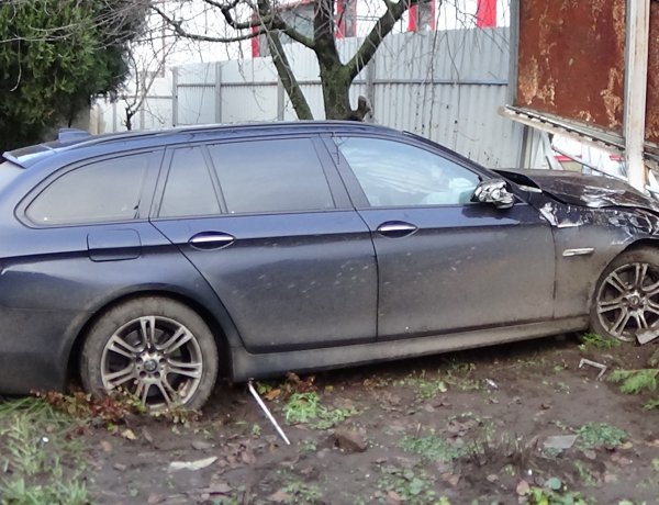 Vaskapunak ütközött egy jármű a Tiszavasvári és a Derkovits utca kereszteződésében