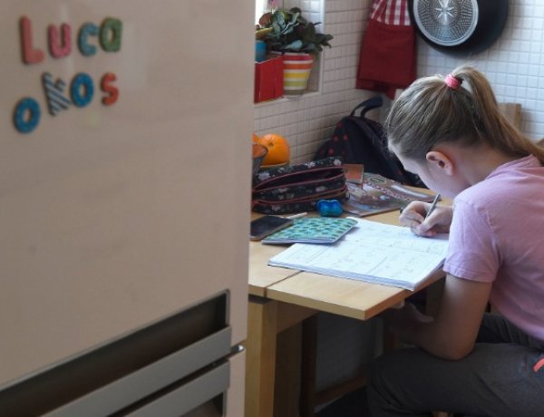 Újabb tananyagok segítik a digitális oktatást – Kattintson a részletekért!