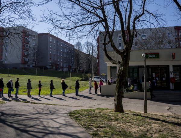 Nemzeti Média- és Hírközlési Hatóság: postára csak akkor menjünk, ha muszáj!