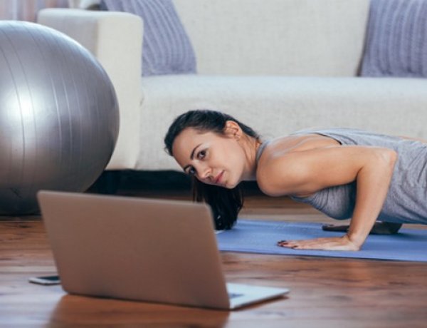 Szerdai Mozdulj! ajánlat: senior torna, lúdtalp- és gerinctorna, lation cardio fitnesz