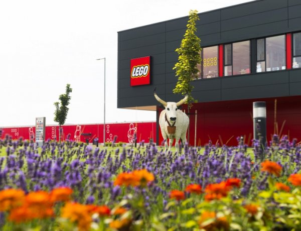 Az ország legvonzóbb munkahelyévé választották a nyíregyházi LEGO gyárat