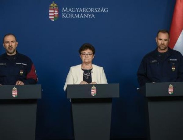 Az Operatív Törzs és a koronavirus.gov.hu tájékoztatásait követte a lakosság