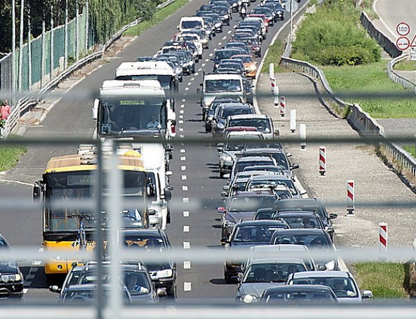 Torlódás alakult ki az M7-es autópályán  Horvátország felé  