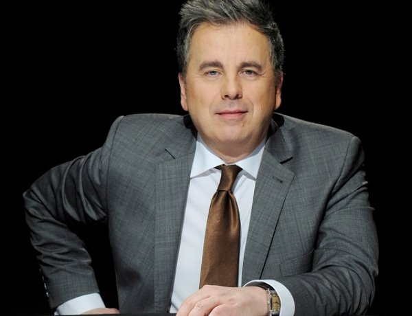 Friderikusz Sándor könyvadományának ünnepélyes átadója a Móricz Zsigmond könyvtárban
