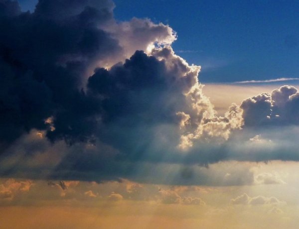 Országos Meteorológiai Szolgálat: napos idő várható kevés gomolyfelhővel