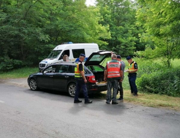 Közös szolgálatban – Rendőrök és pénzügyőrök tartottak közösen fokozott ellenőrzést