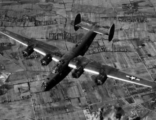 Nyíregyháza 1944-es bombázásának áldozataira emlékeznek, szeptember 4-én