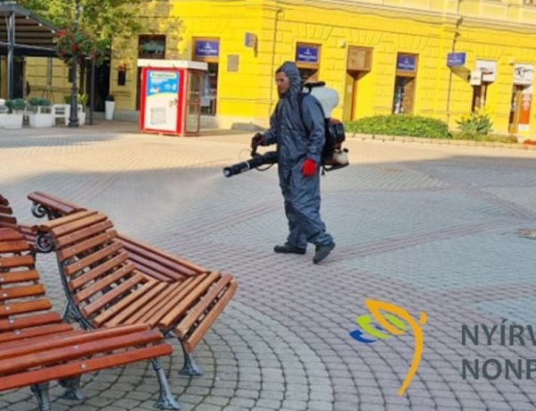 Fertőtleníti a NYÍRVV Nonprofit Kft. a játszótereket, utcabútorokat városszerte