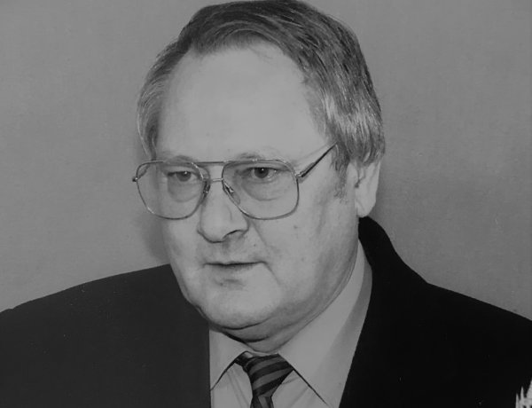 Elhunyt Soltész József, a városüzemeltető cég korábbi vezetője – Búcsú Soltész Józseftől 