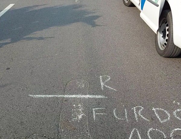 Elütött egy kislányt egy személyautó a Fürdő utcán csütörtök délután