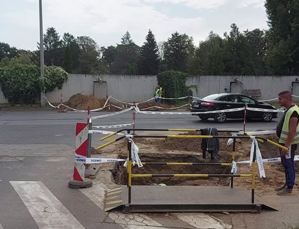 Útfelbontási munkák az Északi temető közelében – Fokozott figyelemmel közlekedjenek