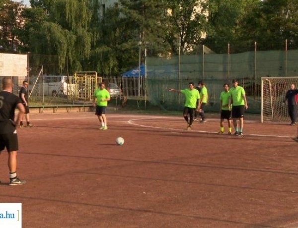 Vége a bajnokságnak - Pénteken már a Szuperkupa döntőt rendezik kispályán