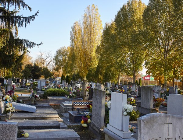 Csak november közepén téliesítik a vízvételi helyeket a temetőkben