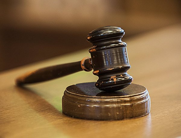 Segítségnyújtás elmulasztása miatt pénzbüntetésre ítélte a vádlottat a bíróság