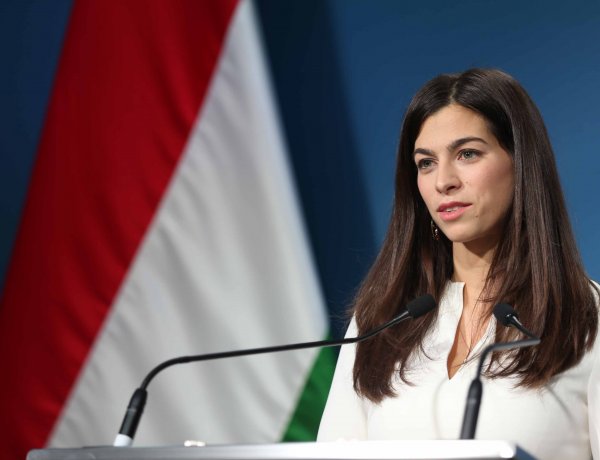 Kormányszóvivő: szenteste napján is figyelni kell egymásra!  