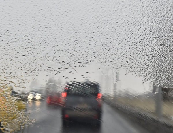 Ónos eső és hó miatt adott ki figyelmeztetést az OMSZ           