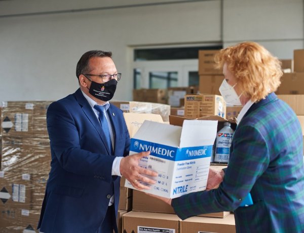 Fertőtlenítőszerrel is készül az érettségire a kormányhivatal               