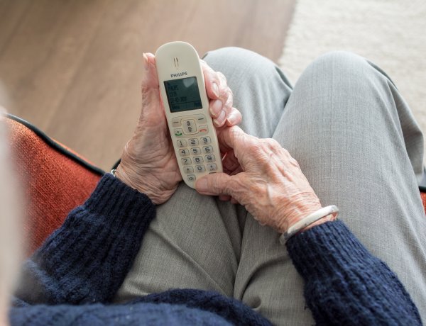 Támogató szolgálat: a segélyhívó számra érkező kérések teljesítésében is segítenek