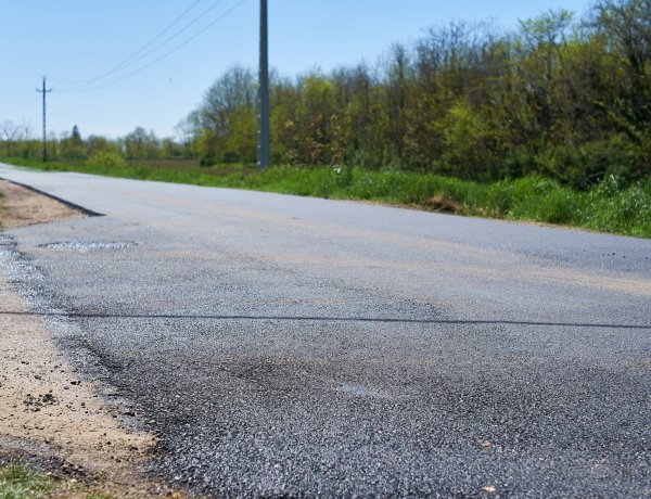 Dr. Kovács Ferenc: „Újabb, jelentős lépés a bokortanyák infrastrukturális fejlesztésében!”