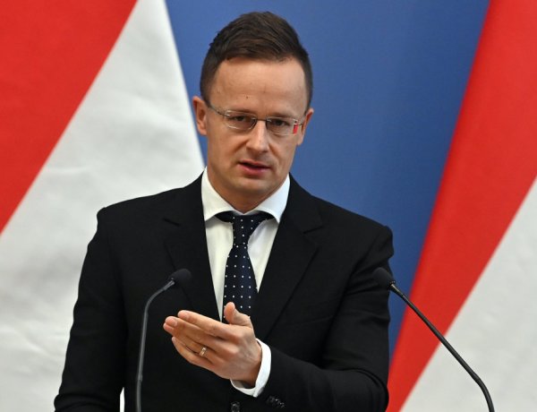 Román-magyar határ: újabb könnyítésről számolt be Szijjártó  