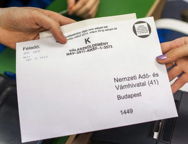Csaknem 450 ezren kapnak értesítést a NAV-tól                      